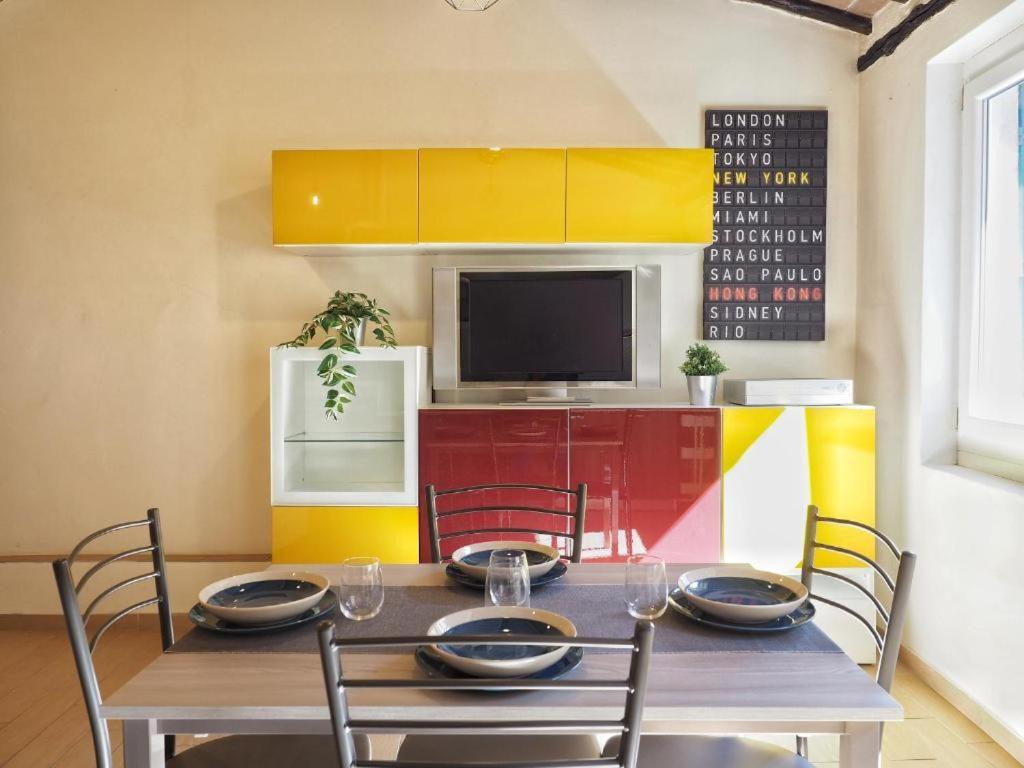 Contrada House By Francigenaapartments Siena Exterior photo